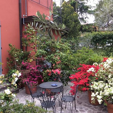 B&B La Dimora Del Garda Sirmione Exterior foto